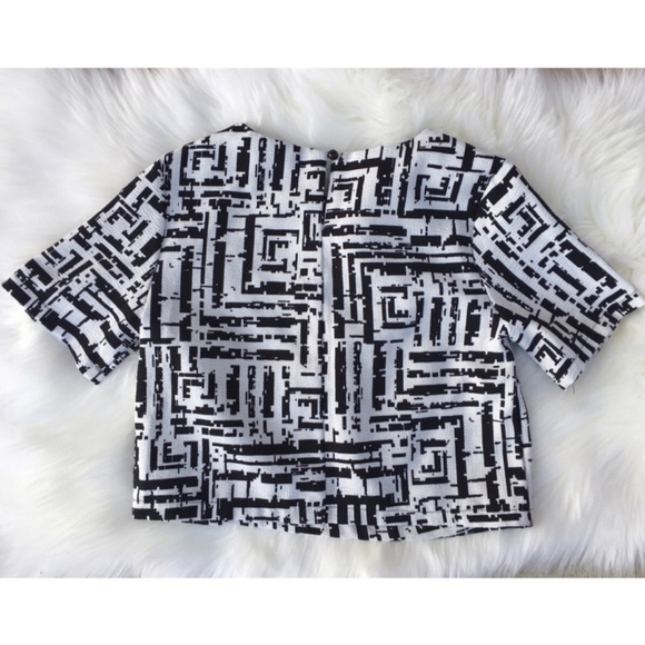 F21 B&W crop - Picture 2 of 6